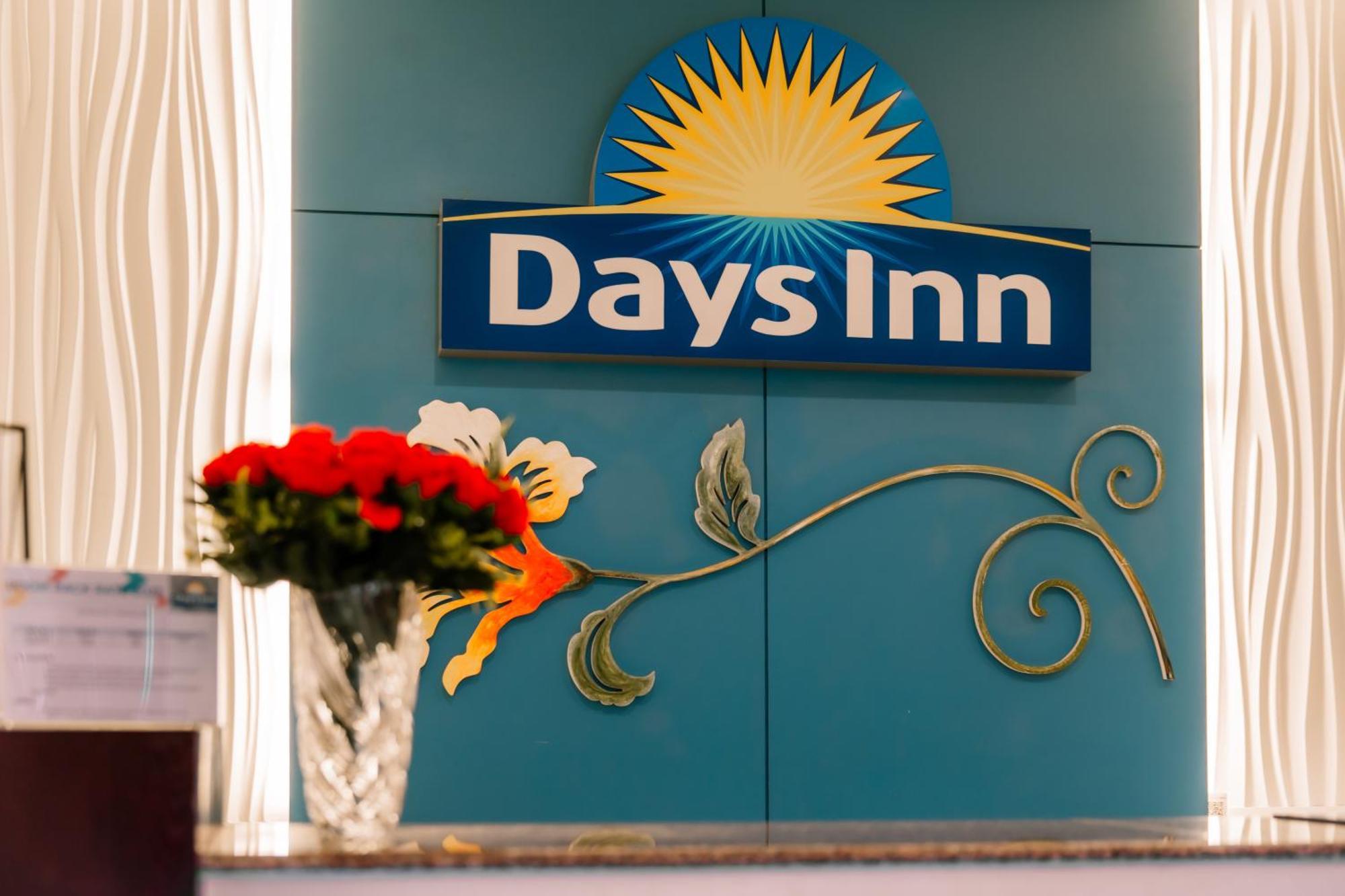 Days Inn By Wyndham Patong Beach Ngoại thất bức ảnh