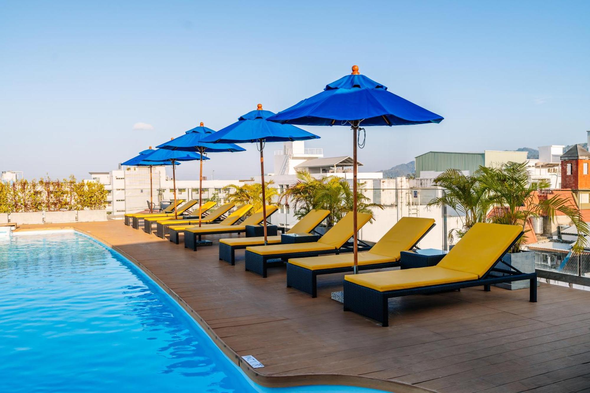 Days Inn By Wyndham Patong Beach Ngoại thất bức ảnh