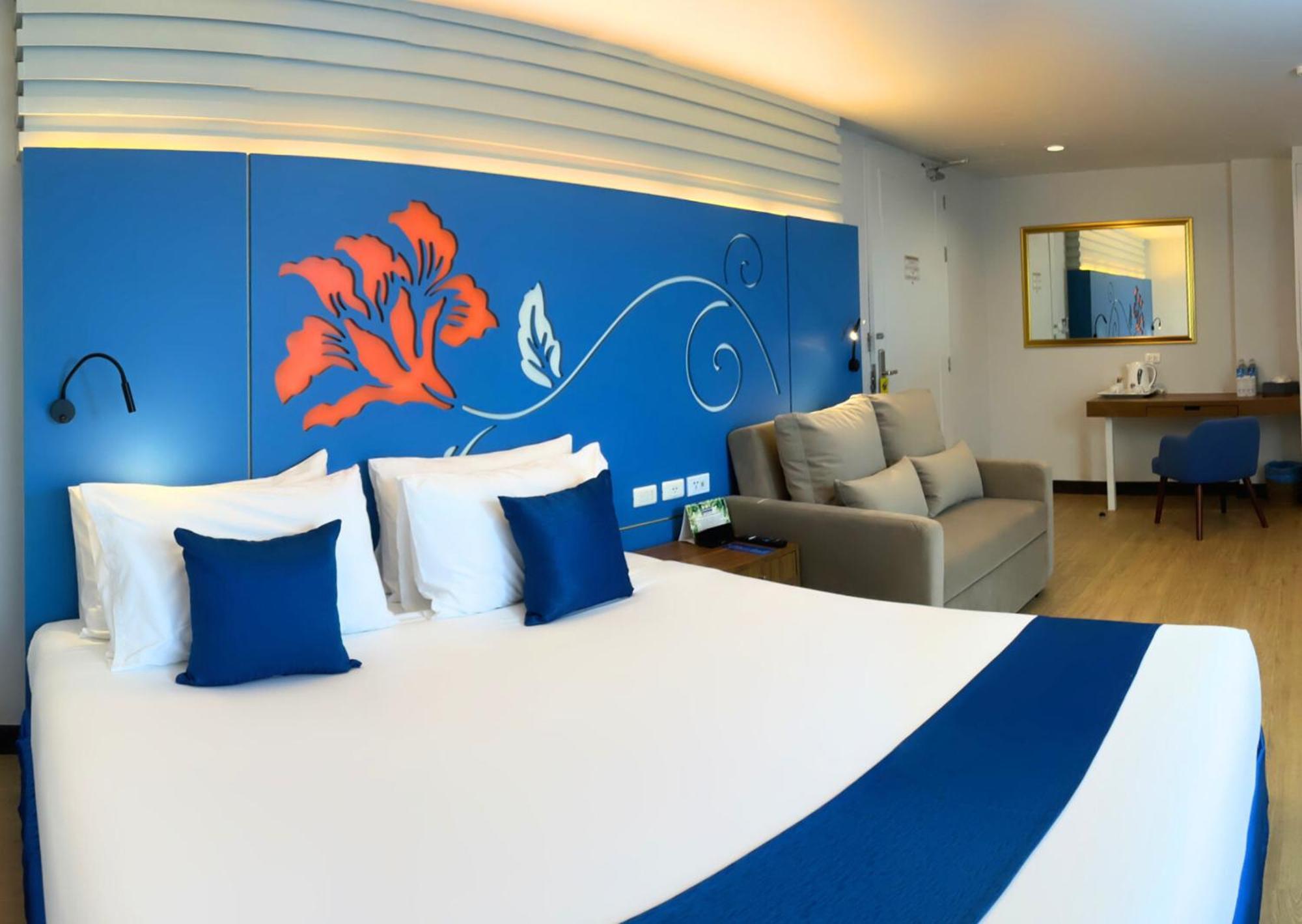 Days Inn By Wyndham Patong Beach Ngoại thất bức ảnh