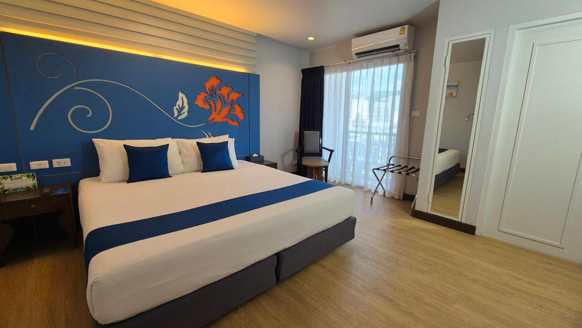 Days Inn By Wyndham Patong Beach Ngoại thất bức ảnh