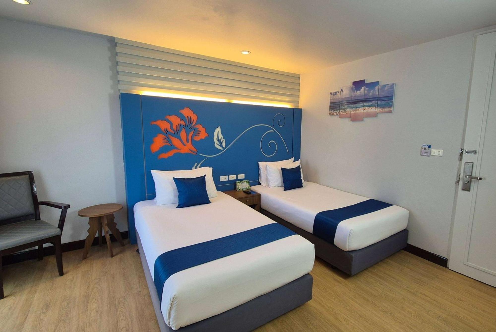Days Inn By Wyndham Patong Beach Ngoại thất bức ảnh