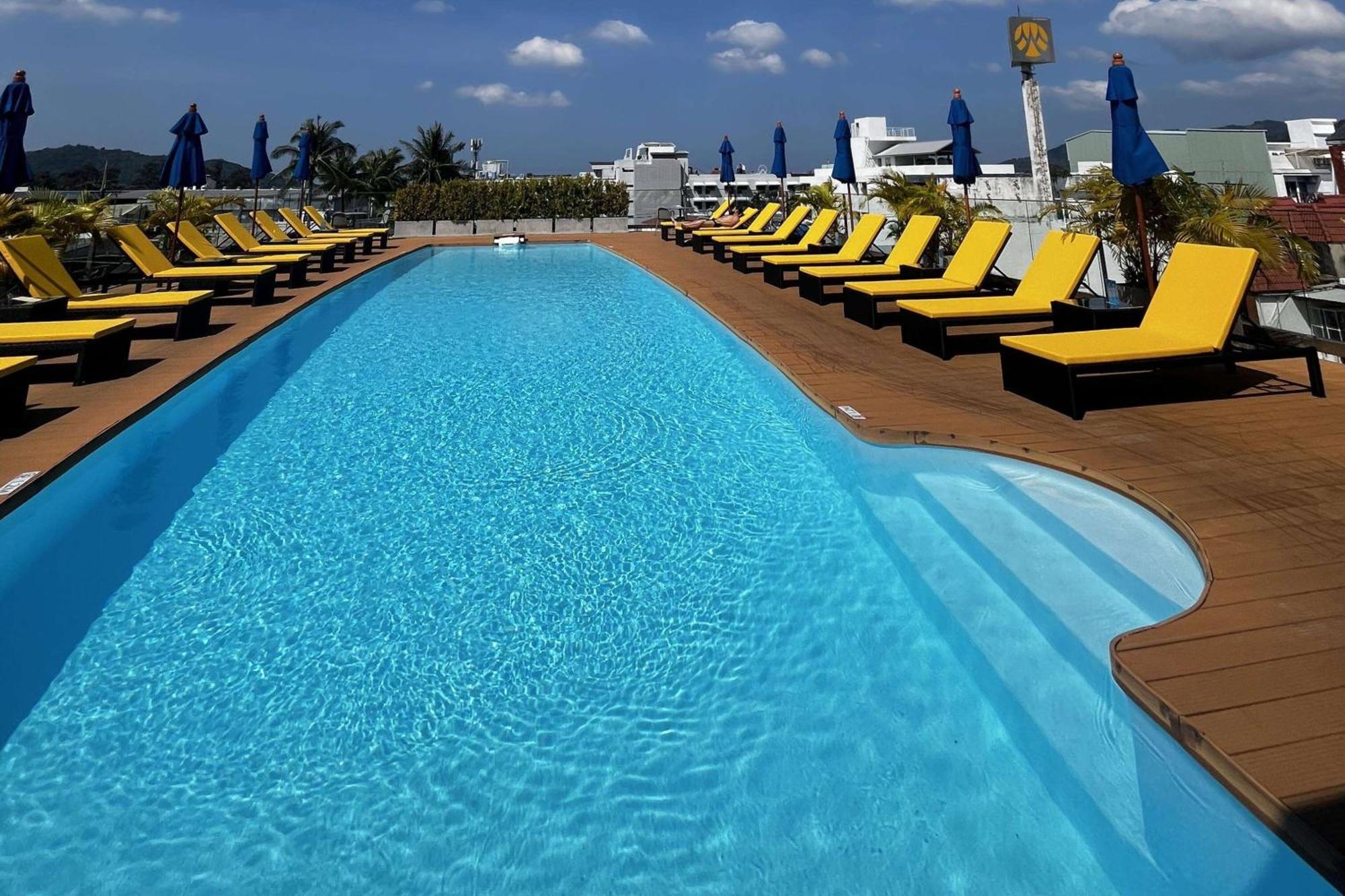 Days Inn By Wyndham Patong Beach Ngoại thất bức ảnh
