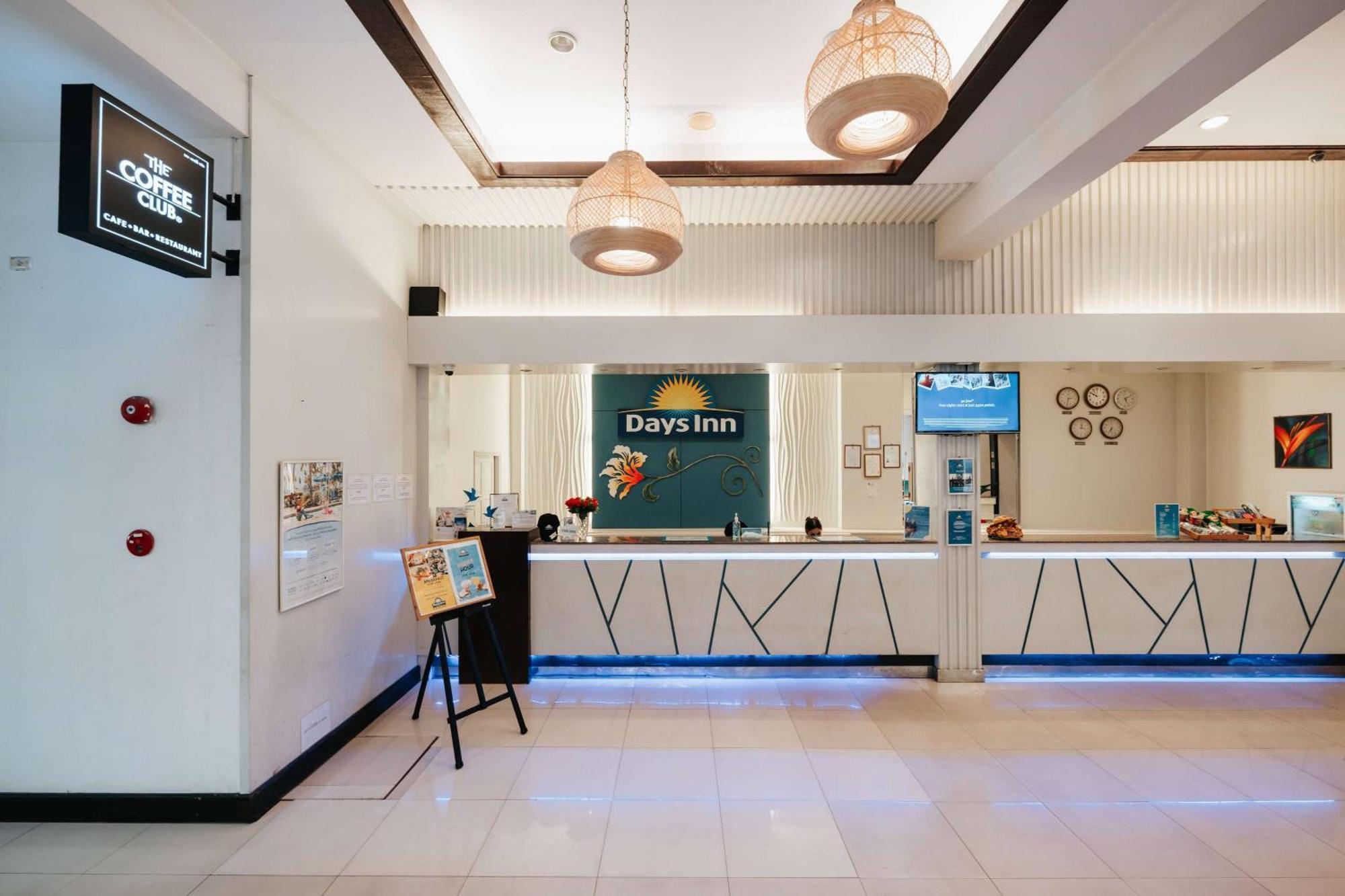 Days Inn By Wyndham Patong Beach Ngoại thất bức ảnh